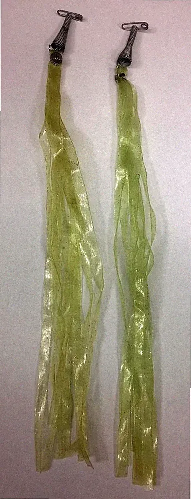 New old stock vintage Glitter Lime GREEN bicycle STREAMERS with SILVER FLECK