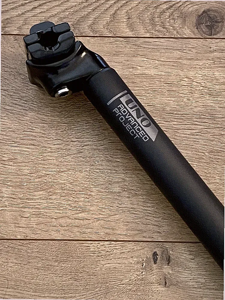 NEW UNO Seat Post 28.6mm x 350mm MTB Trekking Road Bicycle , Black or Silver