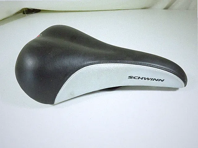 Schwinn Cionlli Padded Comfort Bicycle Seat Black & Silver