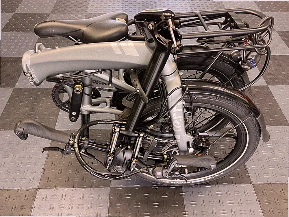 Tern verge s8i folding bike with storage bag. Silver.