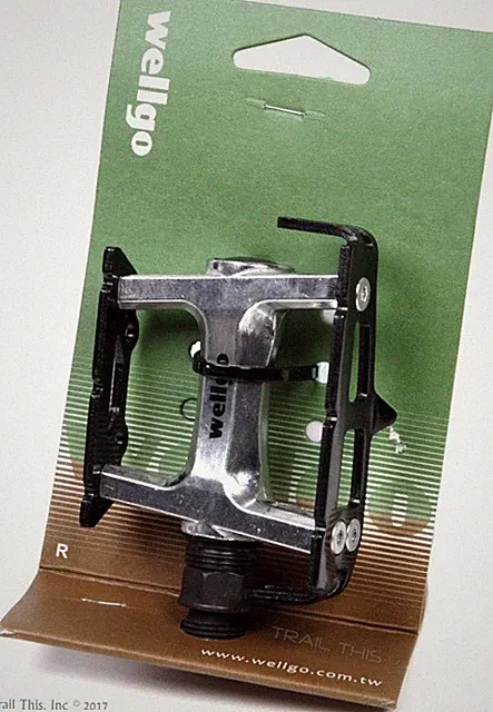 Wellgo R25 Track Fixed Gear Road 9/16" Black & Silver Bicycle Pedals